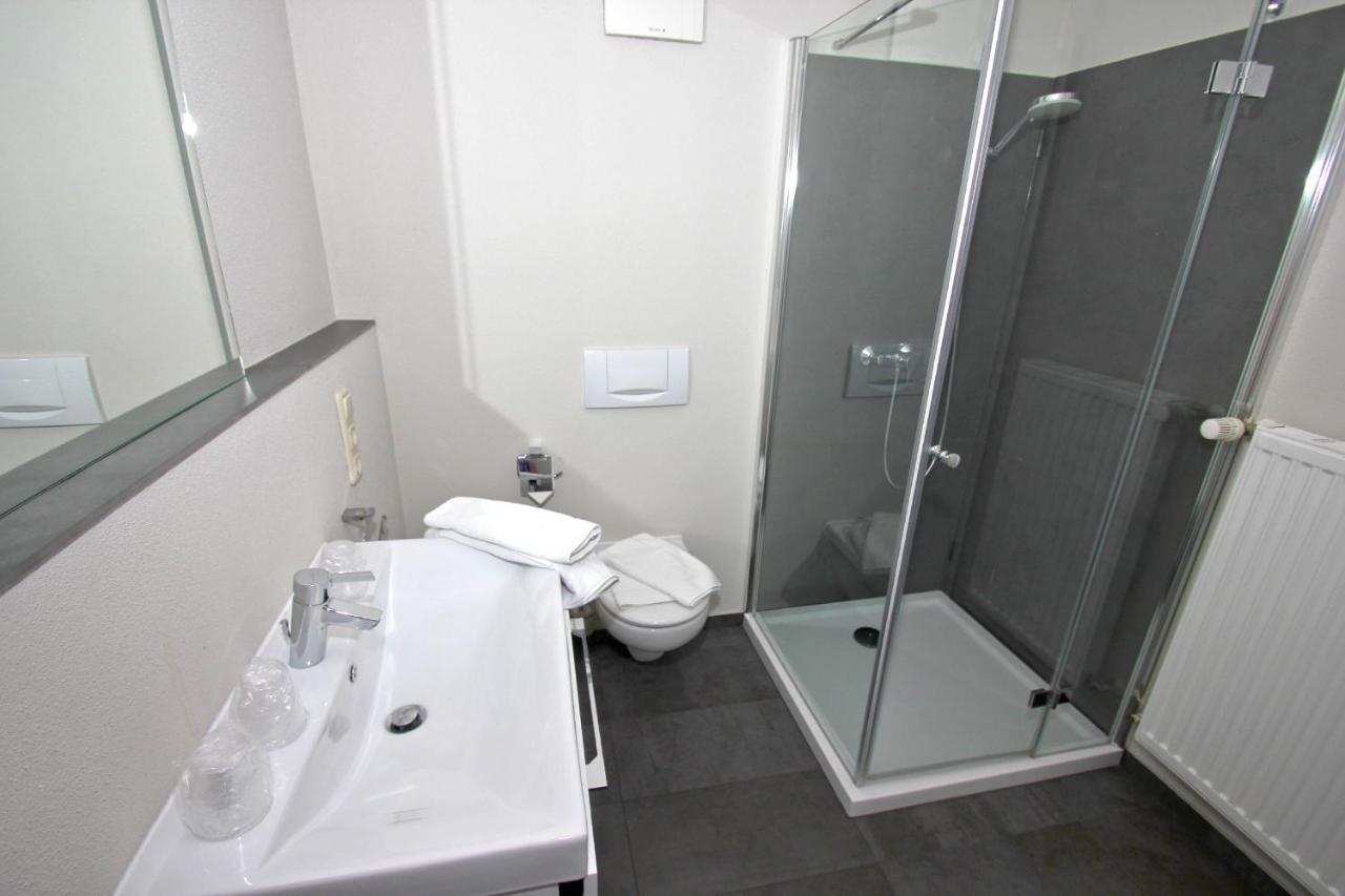 Ferienwohnung Mit Schwimmbadnutzung In Sellin - Haus Strandeck Fewo 14 Гёрен Экстерьер фото